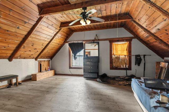 13887 La Porte Rd, Strawberry Valley, CA 95981