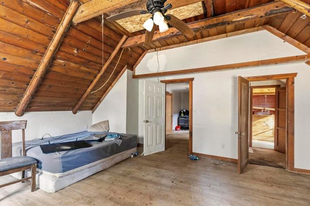 13887 La Porte Rd, Strawberry Valley, CA 95981