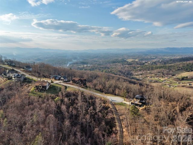 67 Longstreet Court, Weaverville, NC 28787