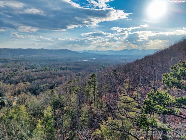 67 Longstreet Court, Weaverville, NC 28787