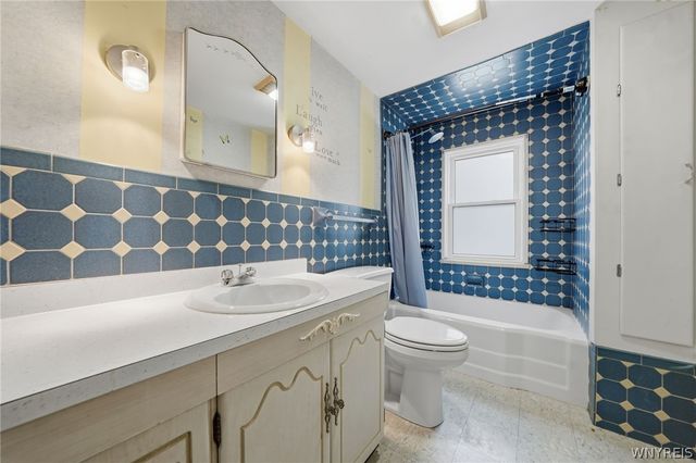 114 Westcliff Drive, West Seneca, NY 14224