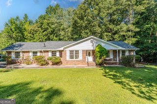 115 Brookwood Lane, Fayetteville, GA 30215