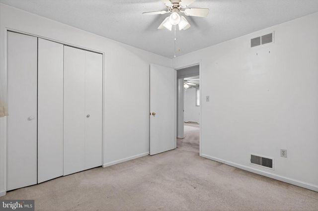1440 EQUESTRIAN DR, Dover, PA 17315
