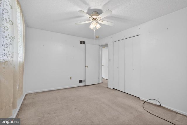 1440 EQUESTRIAN DR, Dover, PA 17315