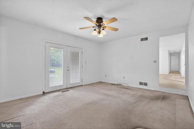 1440 EQUESTRIAN DR, Dover, PA 17315