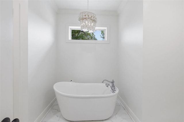 2012 Bobby Jones Way, Westlake, LA 70669