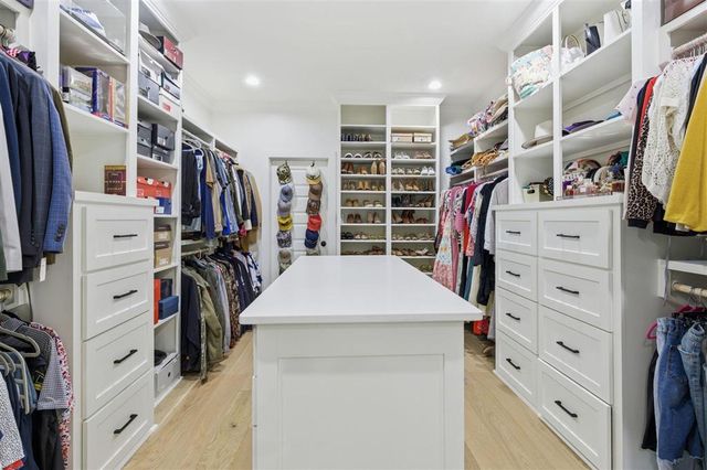 2012 Bobby Jones Way, Westlake, LA 70669