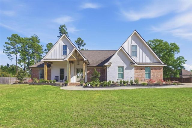 2012 Bobby Jones Way, Westlake, LA 70669