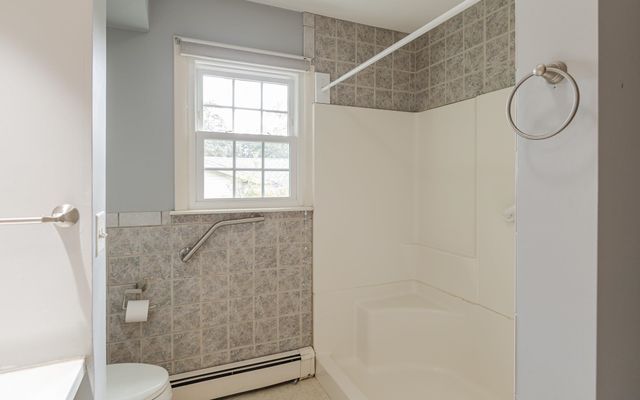 8 Jay Drive, Concord, NH 03301