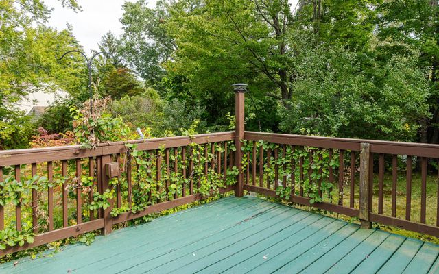8 Jay Drive, Concord, NH 03301