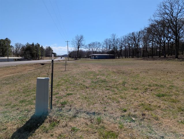 2358 Hwy 100, Gore, OK 74435
