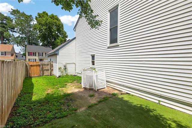 1072 Taylor Road RD, Virginia Beach, VA 23464