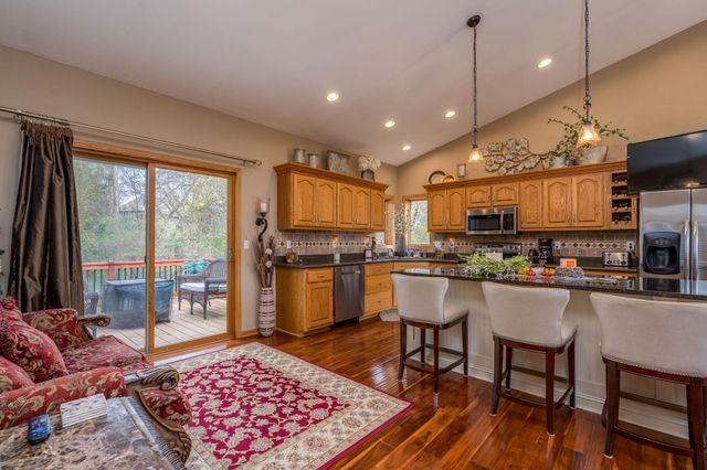 113 Sunburst Circle, Mankato, MN 56037