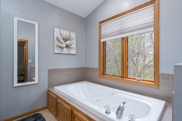 113 Sunburst Circle, Mankato, MN 56037