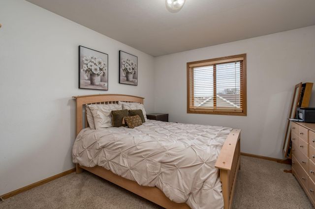 113 Sunburst Circle, Mankato, MN 56037