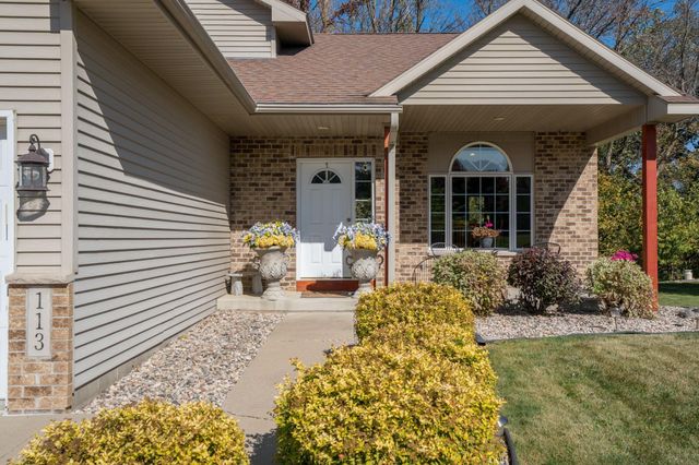 113 Sunburst Circle, Mankato, MN 56037