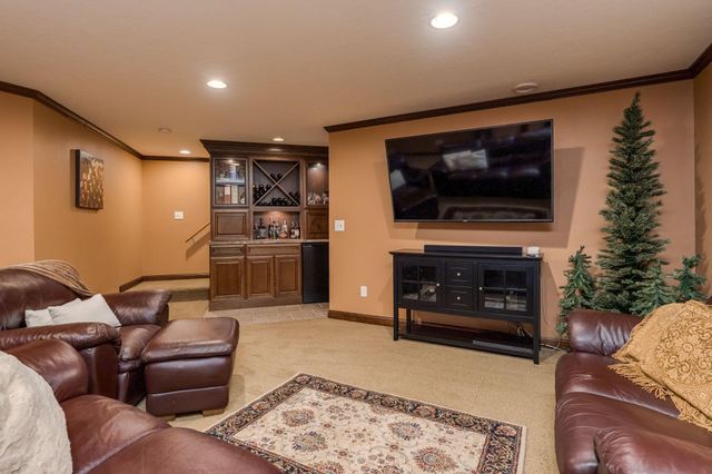 113 Sunburst Circle, Mankato, MN 56037