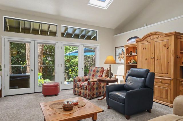 26725 Sugar Pine Dr, Pioneer, CA 95666