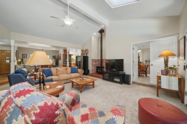 26725 Sugar Pine Dr, Pioneer, CA 95666