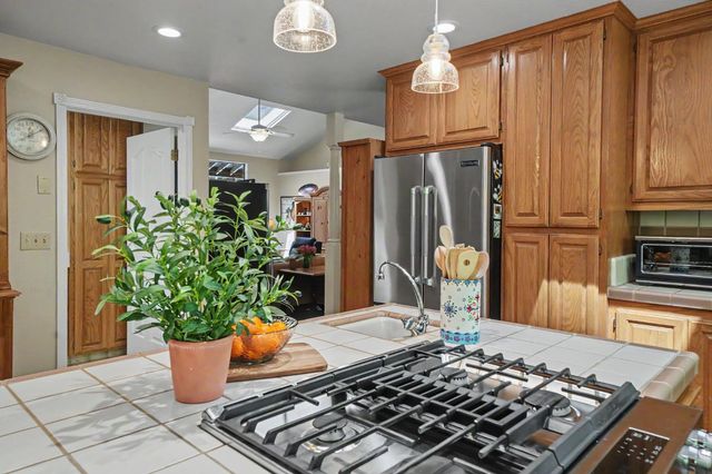 26725 Sugar Pine Dr, Pioneer, CA 95666