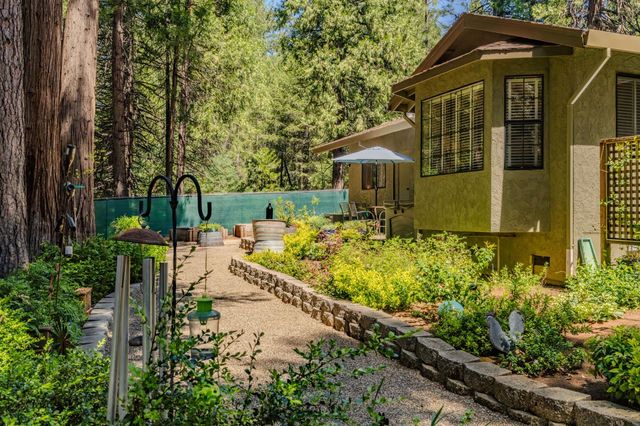26725 Sugar Pine Dr, Pioneer, CA 95666
