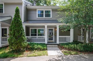 2761 Farmstead Road SE, Smyrna, GA 30080