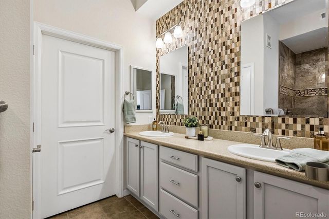 7820 Inverness Boulevard 108, Englewood, CO 80112