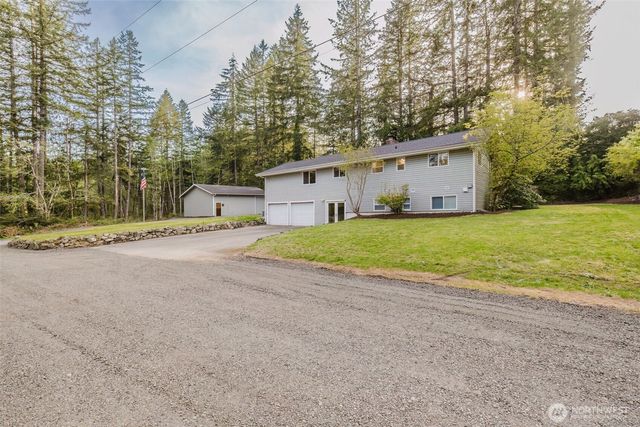14911 NW Holly Road, Seabeck, WA 98380