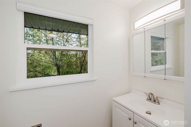 14911 NW Holly Road, Seabeck, WA 98380