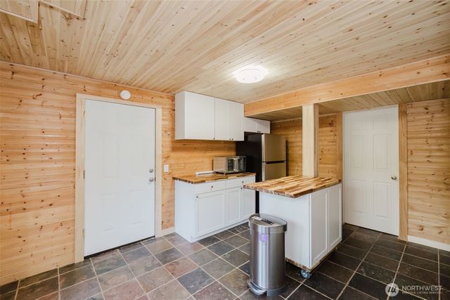 14911 NW Holly Road, Seabeck, WA 98380