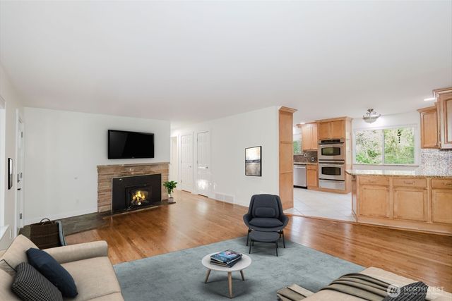 14911 NW Holly Road, Seabeck, WA 98380