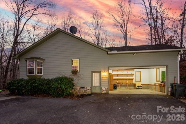 241 Crocus Lane, Sylva, NC 28779