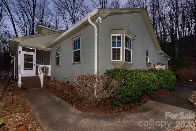 241 Crocus Lane, Sylva, NC 28779
