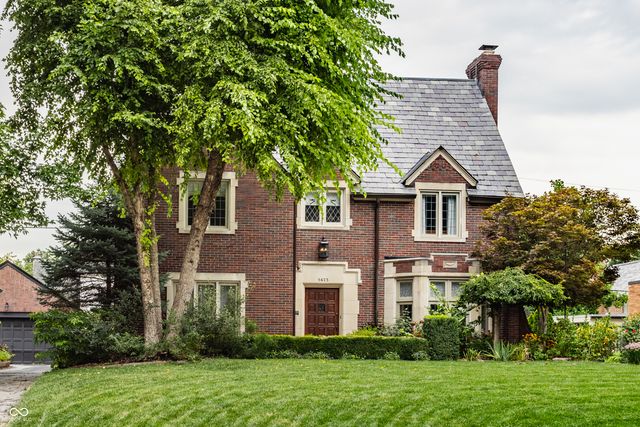 5673 N Pennsylvania Street, Indianapolis, IN 46220