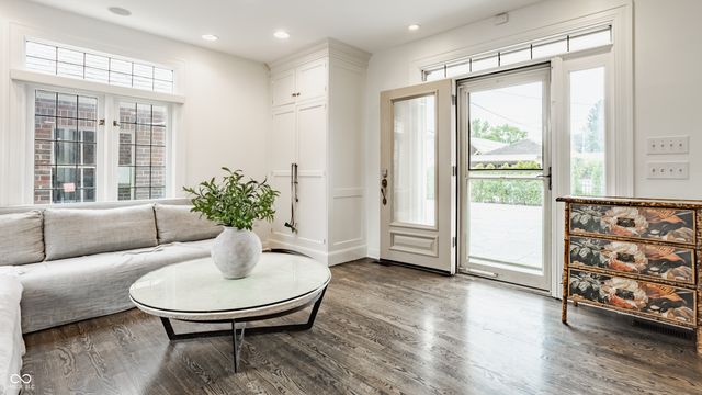 5673 N Pennsylvania Street, Indianapolis, IN 46220