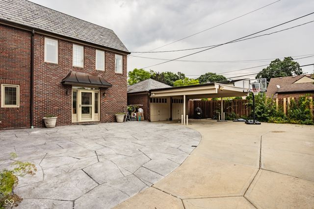 5673 N Pennsylvania Street, Indianapolis, IN 46220
