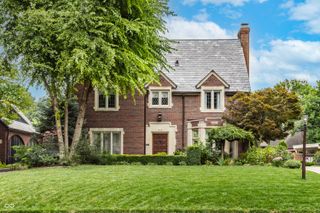 5673 N Pennsylvania Street, Indianapolis, IN 46220