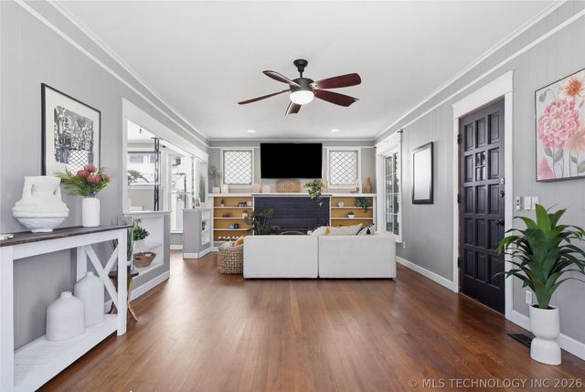 606 S Independence Street, Sapulpa, OK 74066