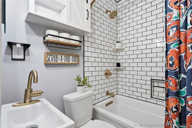 606 S Independence Street, Sapulpa, OK 74066