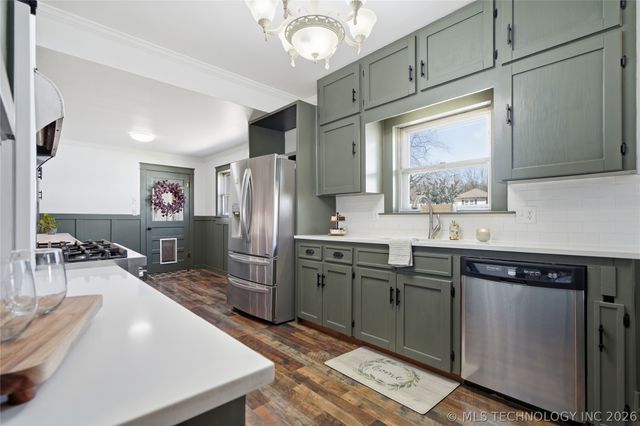 606 S Independence Street, Sapulpa, OK 74066