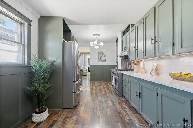 606 S Independence Street, Sapulpa, OK 74066