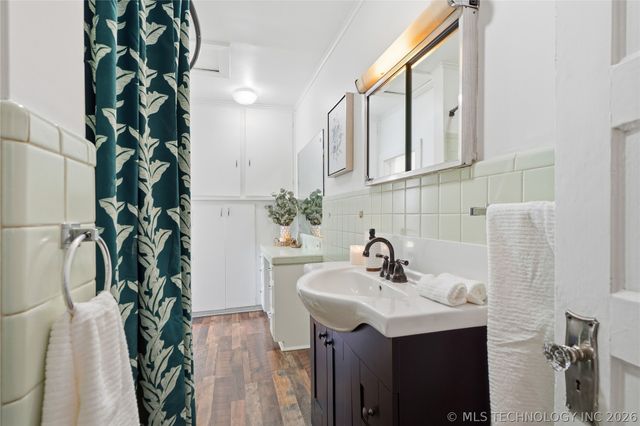 606 S Independence Street, Sapulpa, OK 74066