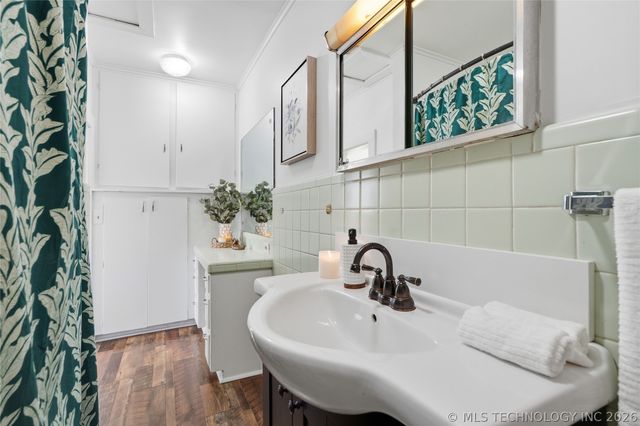 606 S Independence Street, Sapulpa, OK 74066