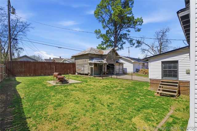 606 S Independence Street, Sapulpa, OK 74066