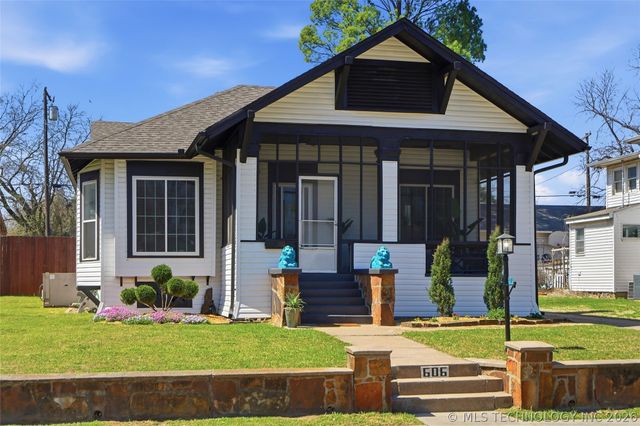 606 S Independence Street, Sapulpa, OK 74066