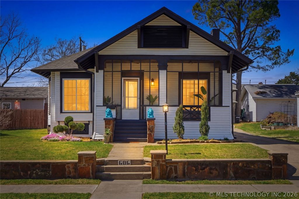 606 S Independence Street, Sapulpa, OK 74066