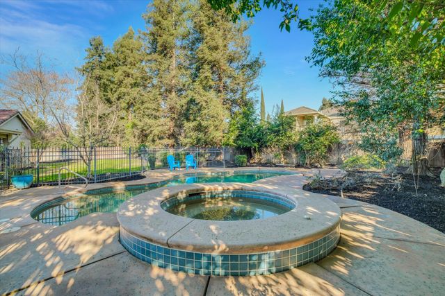 1940 Erin Way, Turlock, CA 95382