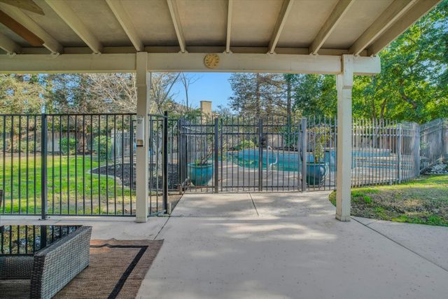 1940 Erin Way, Turlock, CA 95382
