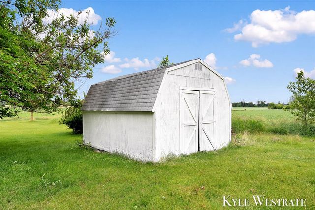 5908 Johnson Road, Belding, MI 48809