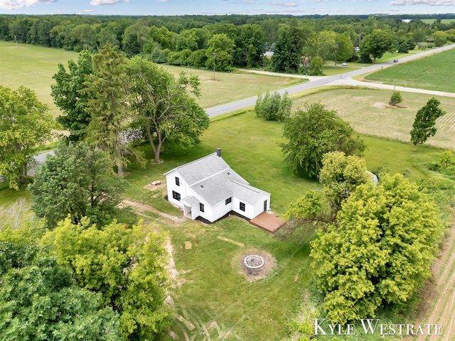 5908 Johnson Road, Belding, MI 48809